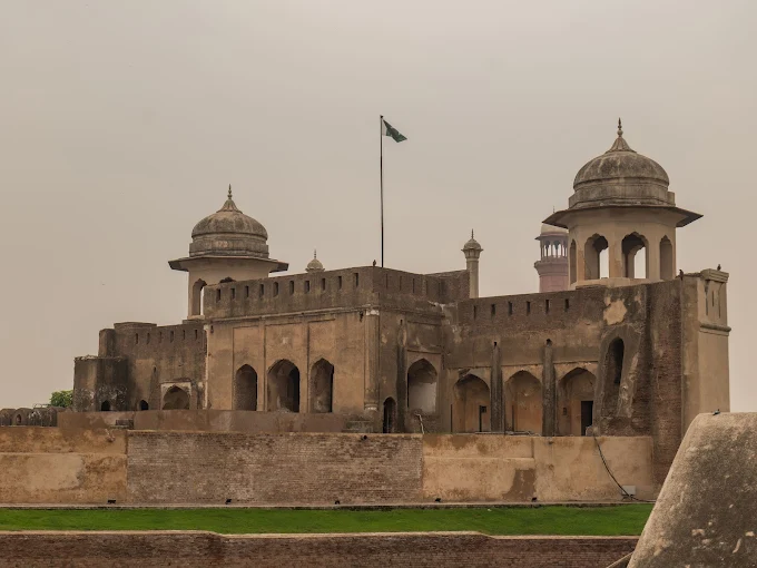 Top 10 Historical Sites to Visit in Lahore