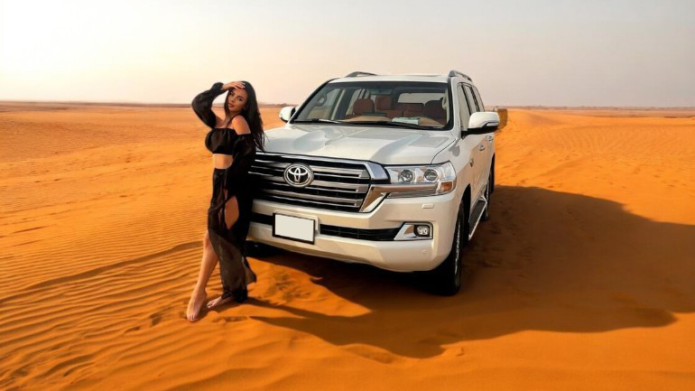 Uncover the Magic of the Sands: A Captivating Journey Through the Dubai Desert Safari