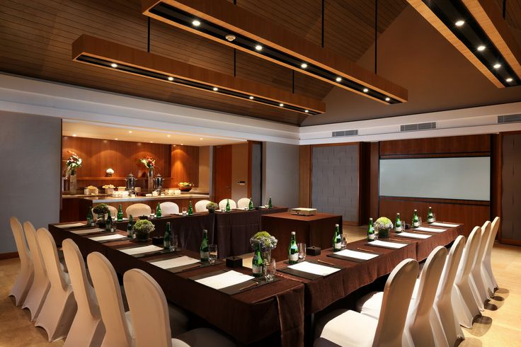 Premium Business Meeting Spaces in Montgomery, AL: Where Productivity Meets Professionalism