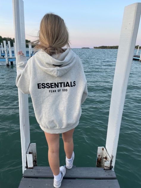 Essentials Hoodie The Perfect Fusion of Comfort and Style